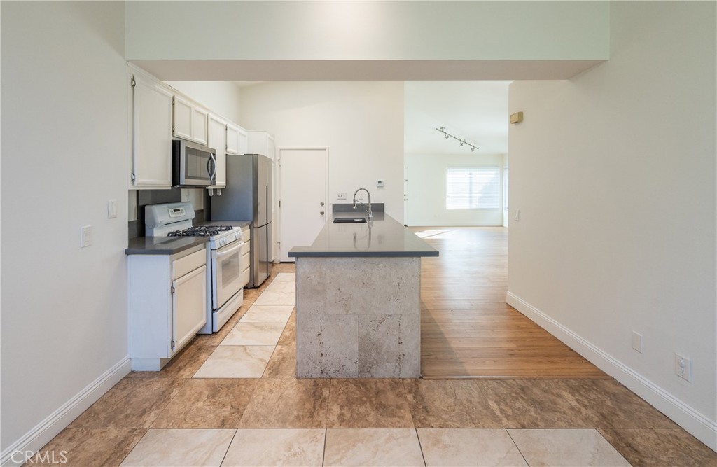 MLS #SR25259106 image #7