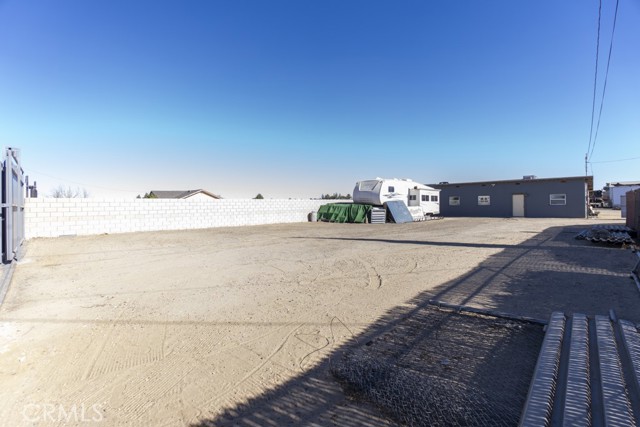 42052 3rd Street, Lancaster, California 93535, ,Commercial Lease,For Rent,42052 3rd Street,CRBB24251746