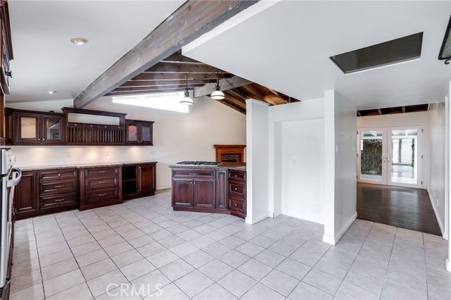 Detail Gallery Image 5 of 14 For 9752 Harle, Anaheim,  CA 92804 - 3 Beds | 2 Baths