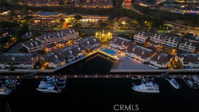 listing main picture