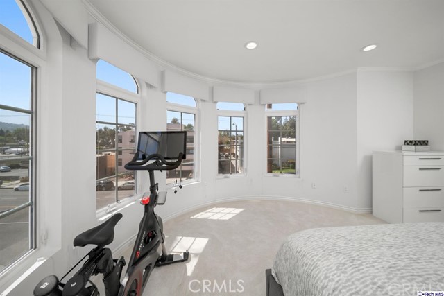 2 Bed Home for Sale in Valley Village, California