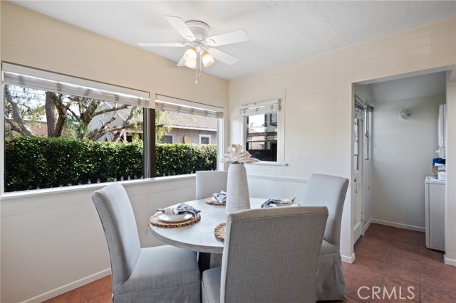 533 Roswell Avenue, Long Beach CA: https://media.crmls.org/medias/ff087510-c9b9-4b42-856a-a6c231cc9e1e.jpg