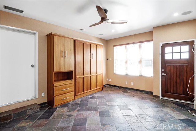 Detail Gallery Image 22 of 23 For 3316 Crest Dr, Manhattan Beach,  CA 90266 - 3 Beds | 3/1 Baths