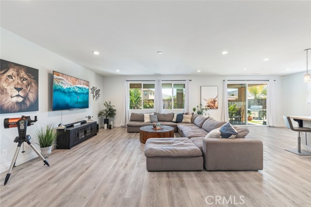 Detail Gallery Image 21 of 61 For 29268 Turnhouse, Lake Elsinore,  CA 92530 - 4 Beds | 2/1 Baths