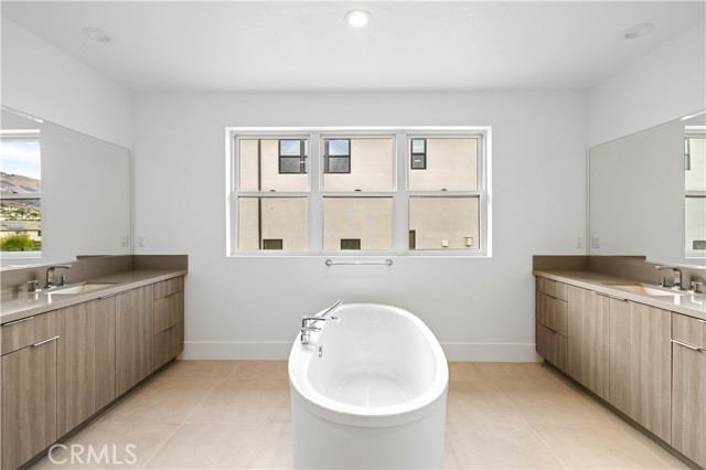 11914 N CHURCHILL WAY, Porter Ranch CA: https://media.crmls.org/medias/ff0903bb-c9a0-4ca2-8a1a-e5e12d16dc45.jpg