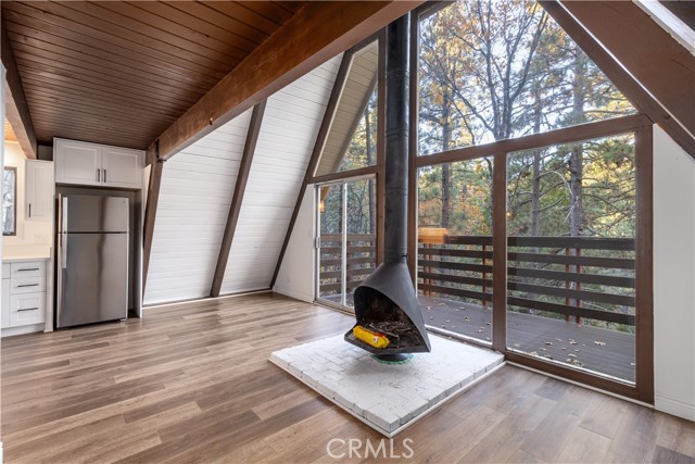 Detail Gallery Image 24 of 71 For 32703 Tulip Lane, Arrowbear,  CA 92382 - 2 Beds | 1 Baths