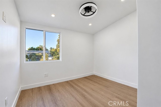 11158 Orion Ave photo 39