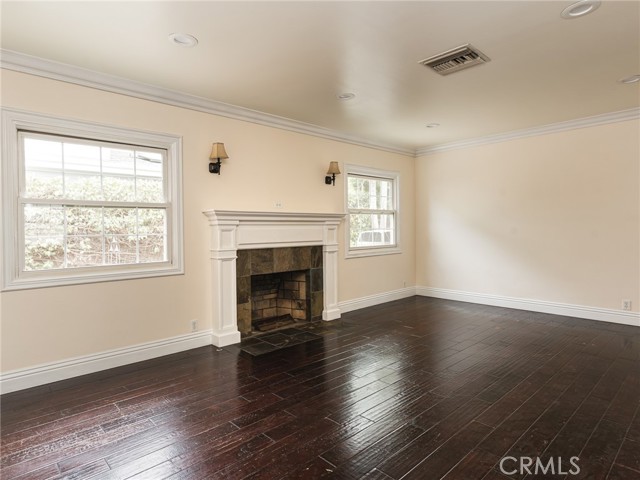 404 Kansas Street, El Segundo CA: https://media.crmls.org/medias/ff0afb10-f567-4a59-b10a-6c1317be6288.jpg