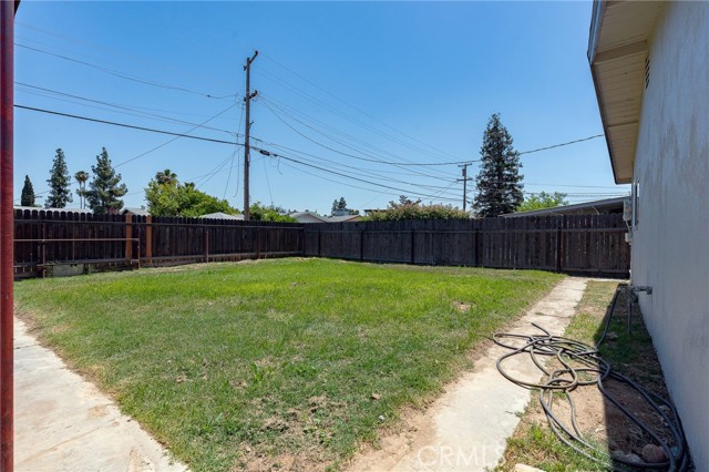 Detail Gallery Image 30 of 36 For 3112 Leonard St, Bakersfield,  CA 93304 - 3 Beds | 2 Baths