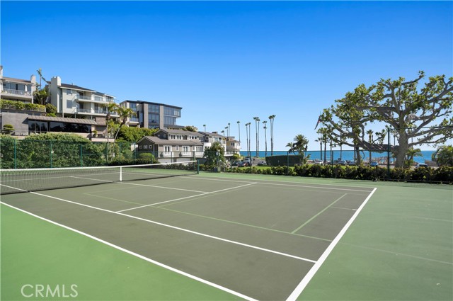 88 Emerald, Laguna Beach CA: https://media.crmls.org/medias/ff0bcfbf-aba6-4e7f-be9c-dc7bed27289a.jpg