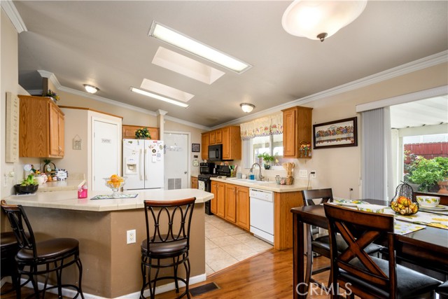 Detail Gallery Image 8 of 28 For 802 Roadrunner Way, Perris,  CA 92570 - 3 Beds | 2 Baths