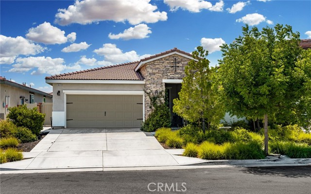 Detail Gallery Image 1 of 1 For 30039 Honor Ct, Menifee,  CA 92584 - 4 Beds | 2/1 Baths