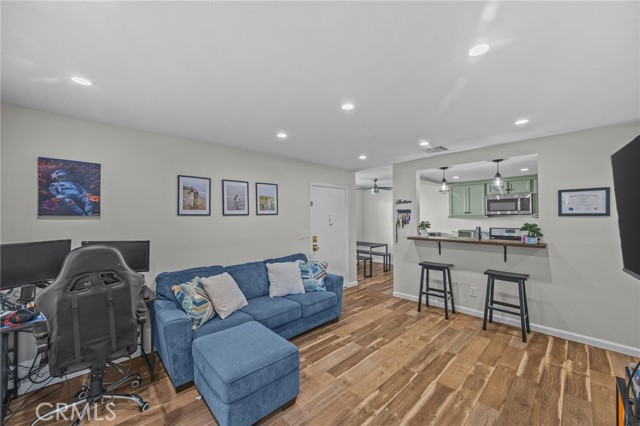 Detail Gallery Image 8 of 26 For 1800 E Old Ranch #115,  Colton,  CA 92324 - 2 Beds | 2 Baths