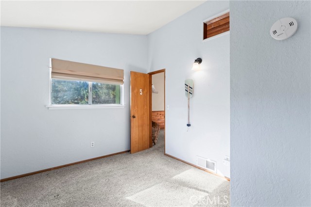 Detail Gallery Image 16 of 41 For 512 Dorn Dr, Crestline,  CA 92325 - 3 Beds | 2 Baths