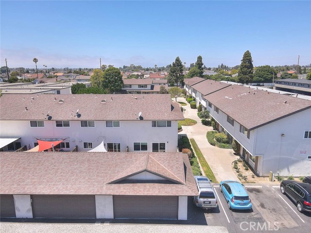 17401 Hood Court, Fountain Valley CA: https://media.crmls.org/medias/ff0c7b6e-15c3-4503-960d-54337bb866fd.jpg