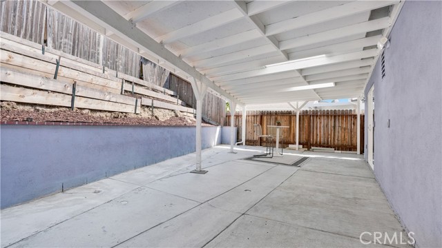 25012 Express Drive, Laguna Hills CA: https://media.crmls.org/medias/ff0d5a3e-0be8-47a8-a749-da82da0b4f46.jpg