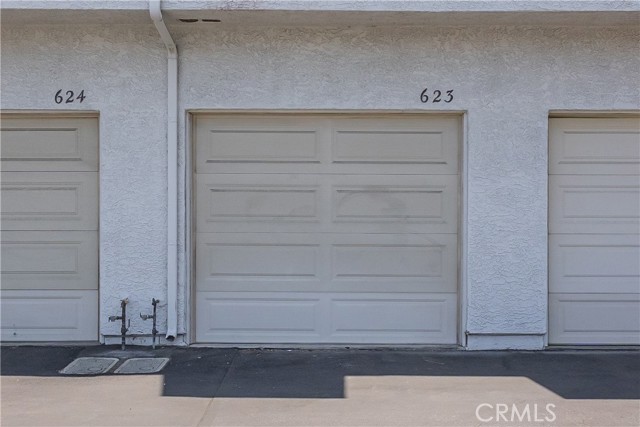 623 Park Shadow Court, Baldwin Park CA: https://media.crmls.org/medias/ff0e798d-19ec-4fa2-9431-bbf3c38de55e.jpg