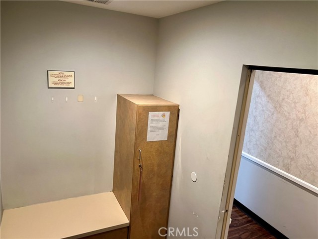 175 E 9th Street, Corona, California 92879, ,Commercial Lease,For Rent,175 E 9th Street,CRSR24049207