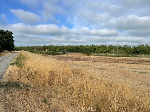 https://media.crmls.org/medias/ff0f3c77-d5a7-4410-88c7-90166a0d3219.jpg?preset=X-Large