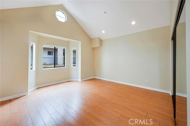 1161 SPAZIER Avenue, Glendale CA: https://media.crmls.org/medias/ff0fe8c5-ba19-4dae-acfb-5726196975e5.jpg