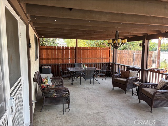 389 E Rancho Road, Corona CA: https://media.crmls.org/medias/ff100272-c671-4a3b-abcb-7c51d4927e9f.jpg