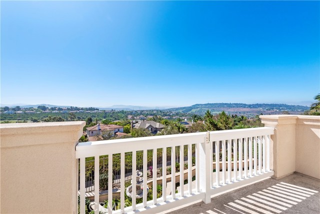 Detail Gallery Image 14 of 25 For 4 Calle Anacapa, San Clemente,  CA 92673 - 5 Beds | 3/1 Baths