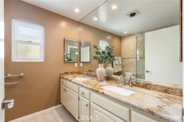 Detail Gallery Image 33 of 60 For 16014 Yarnell St, Sylmar,  CA 91342 - 4 Beds | 2 Baths