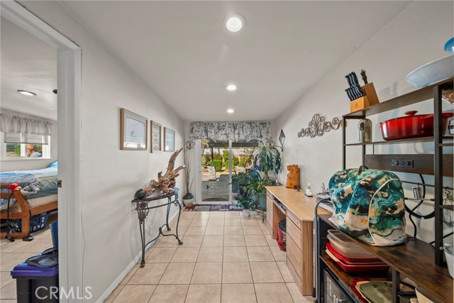 Detail Gallery Image 22 of 38 For 10111 Elkwood, Sun Valley,  CA 91352 - 3 Beds | 1 Baths