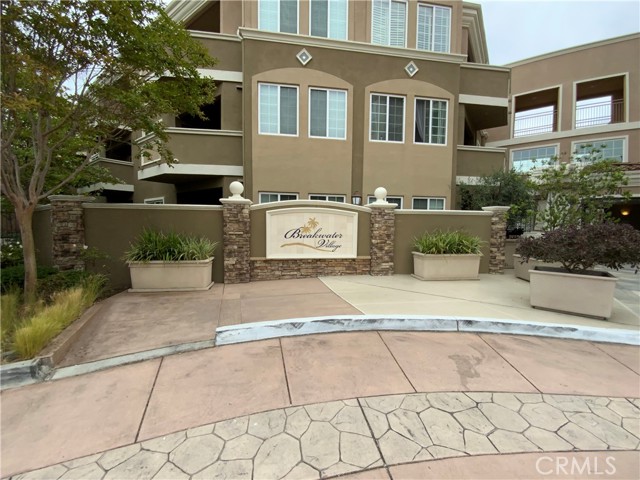 2750 Artesia Boulevard, Redondo Beach, California 90278, 1 Bedroom Bedrooms, ,1 BathroomBathrooms,Residential,Sold,Artesia,PV24116528