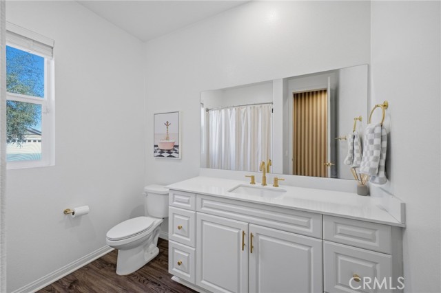 Image 29 of 75 For 26459 Wreath Court