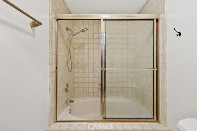 Detail Gallery Image 31 of 39 For 38285 Oaktree, Murrieta,  CA 92562 - 2 Beds | 2/1 Baths