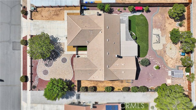13950 High Falls Trail, Apple Valley CA: https://media.crmls.org/medias/ff129780-4459-419c-9579-2d1a09046d84.jpg