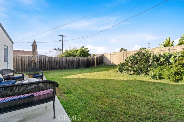 Detail Gallery Image 13 of 19 For 3284 Luna Ave, San Diego,  CA 92117 - 3 Beds | 1 Baths