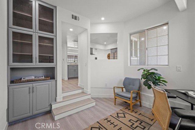 314 Lola Avenue, Pasadena CA: https://media.crmls.org/medias/ff131f6d-8234-4937-aa3d-90c3750dc746.jpg