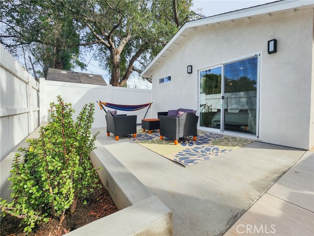 Detail Gallery Image 13 of 13 For 22131 Bassett Street, Canoga Park,  CA 91303 - 1 Beds | 1 Baths