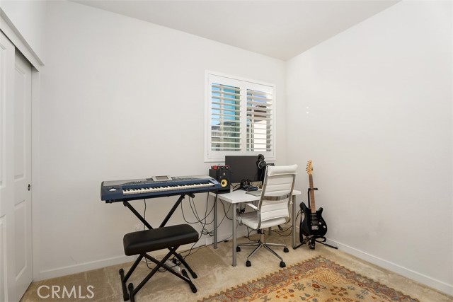 Detail Gallery Image 11 of 37 For 704 Dusky Creek, Lake Forest,  CA 92610 - 3 Beds | 2/2 Baths