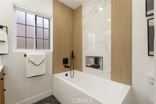 Detail Gallery Image 15 of 46 For 1675 W Mells, Anaheim,  CA 92802 - 4 Beds | 2/1 Baths