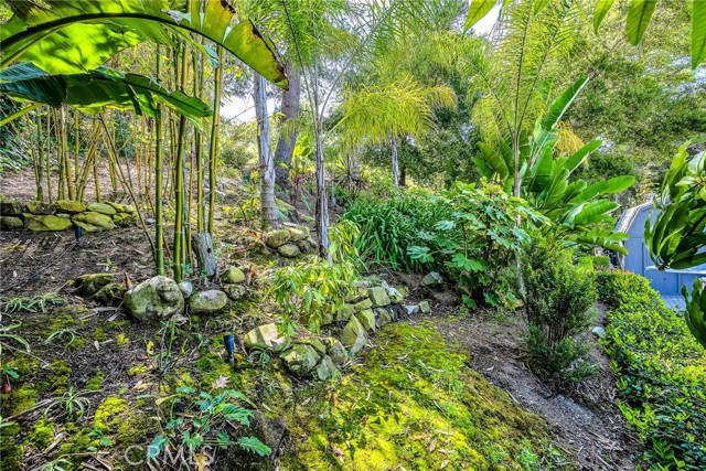 3521 Stonewood Drive, Sherman Oaks CA: https://media.crmls.org/medias/ff16c57e-ee00-4bff-8fa0-0ceb02b1a824.jpg