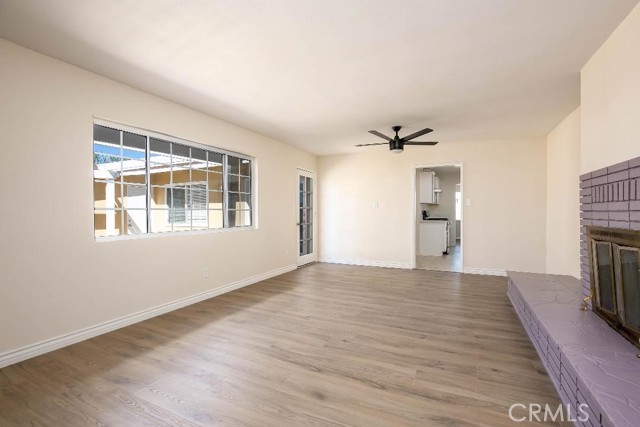 Detail Gallery Image 7 of 16 For 1720 Sweetbrier, Palmdale,  CA 93550 - 4 Beds | 2 Baths