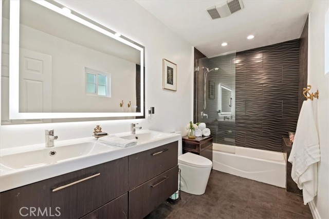 3751 Laurita Avenue, Pasadena CA: https://media.crmls.org/medias/ff1934e9-93e2-4e67-b5de-7ba1db62f5b4.jpg