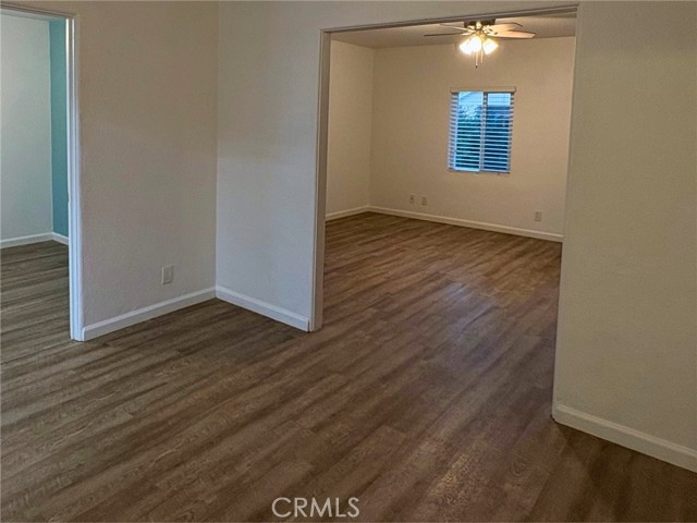 Detail Gallery Image 4 of 16 For 1123 Tully, Modesto,  CA 95350 - 2 Beds | 1 Baths