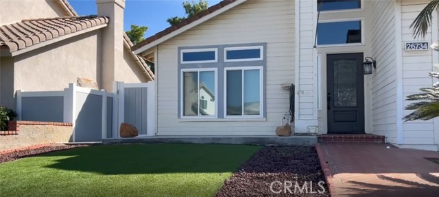 26734 Caravan Cir, Corona CA: https://media.crmls.org/medias/ff1997b9-bd2f-4962-83e9-da0d7f6bb003.jpg