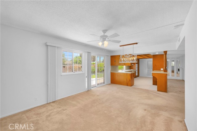 3321 Orangewood Avenue, Los Alamitos CA: https://media.crmls.org/medias/ff19a2a0-ef29-4b6d-bf4e-fdd9d231b58f.jpg