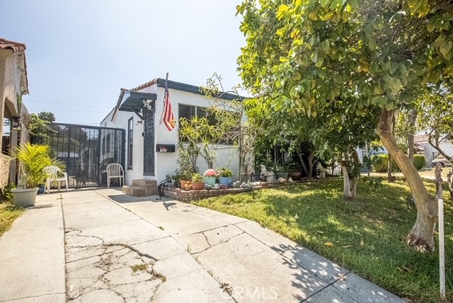 1632 Sycamore Avenue Los Angeles CA 90019