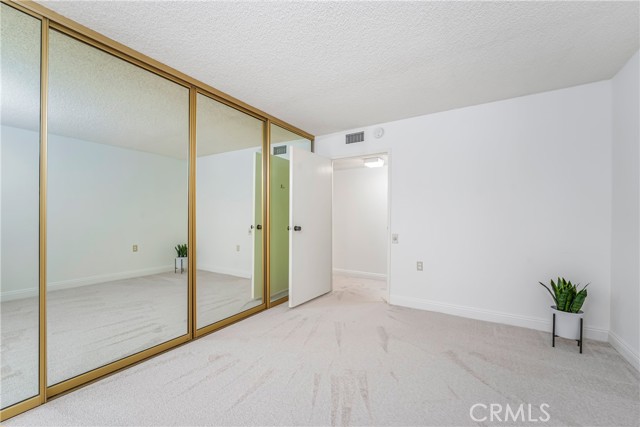Detail Gallery Image 9 of 27 For 24055 Paseo Del Lago #103,  Laguna Woods,  CA 92637 - 2 Beds | 2 Baths