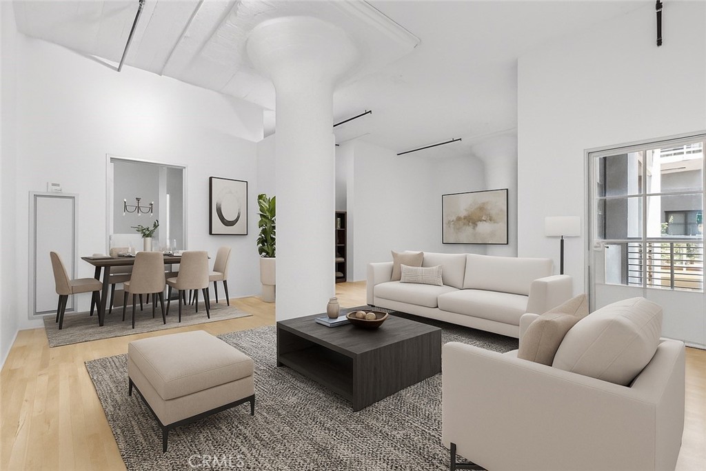 420 S San Pedro Street #329
