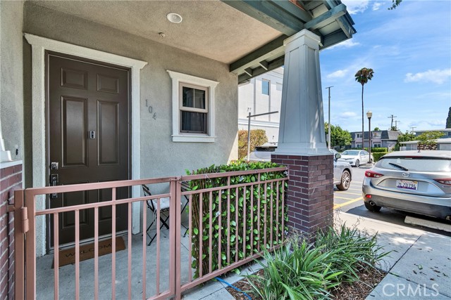 823 104 Anaheim Boulevard, Anaheim CA: https://media.crmls.org/medias/ff1bd1f4-9604-49ae-8dde-8c5bf4e80a47.jpg