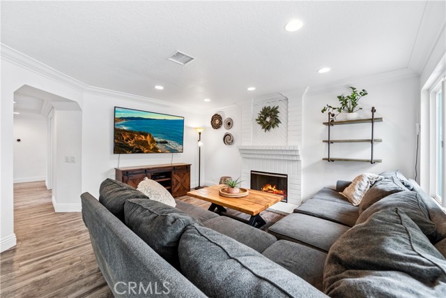 Detail Gallery Image 14 of 53 For 31885 Old Oak Rd, Rancho Santa Margarita,  CA 92679 - 5 Beds | 3 Baths