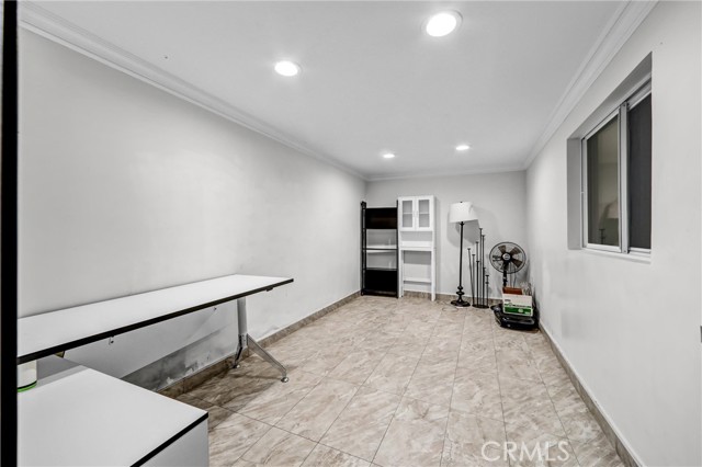 Detail Gallery Image 23 of 37 For 8038 via Pompeii, Burbank,  CA 91504 - 3 Beds | 3 Baths