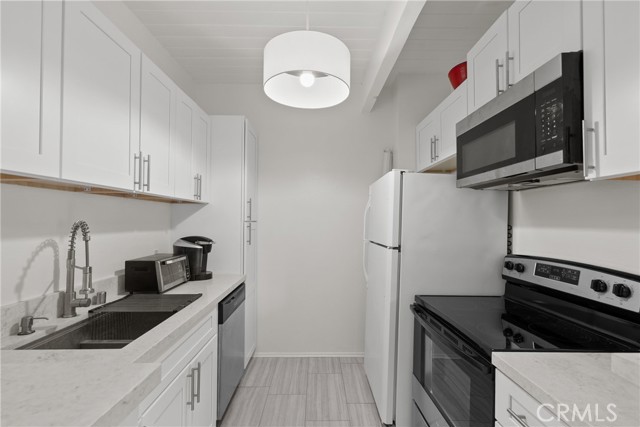 Detail Gallery Image 14 of 32 For 12014 Kling #23,  Valley Village,  CA 91607 - 1 Beds | 1 Baths